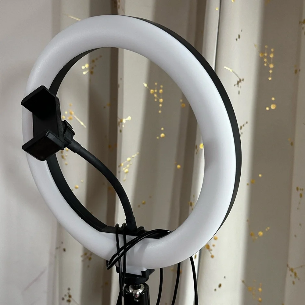 White Ring Light with Stand